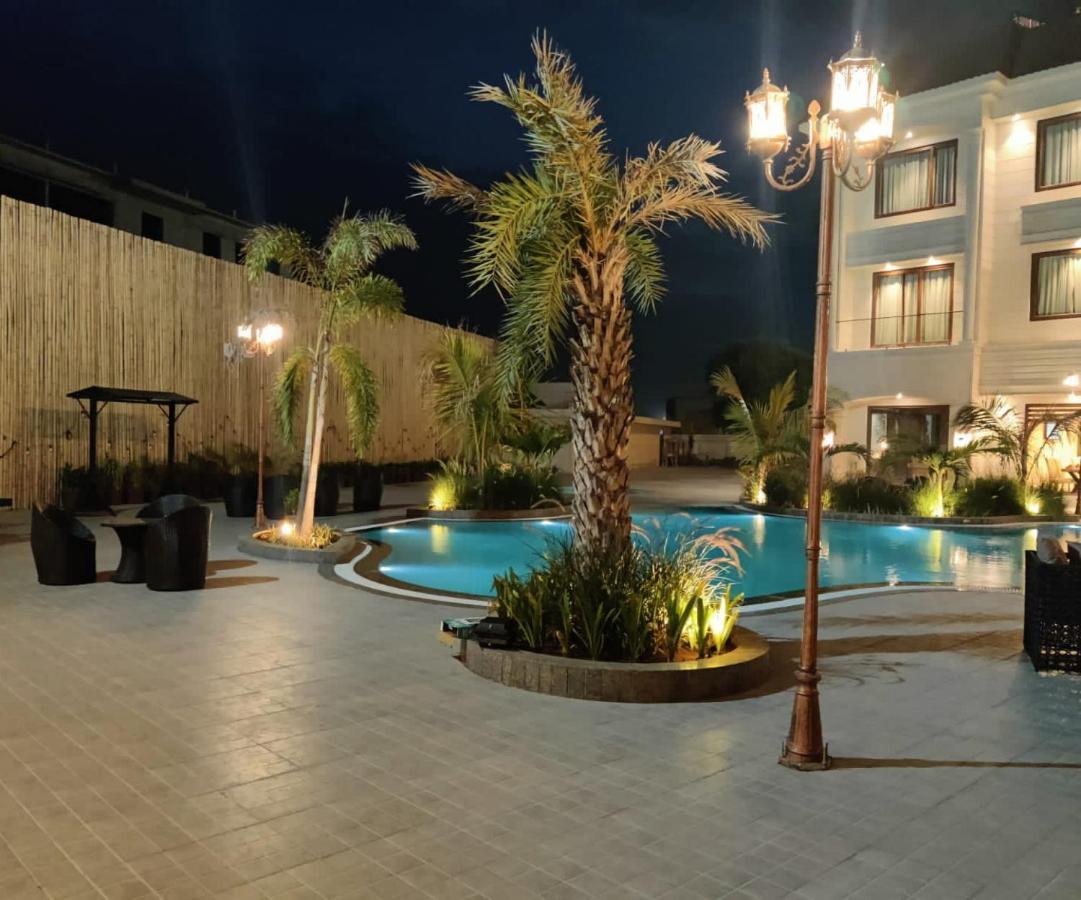 The Imperial Prime Clarks Inn Suites, Bhilwara Екстер'єр фото