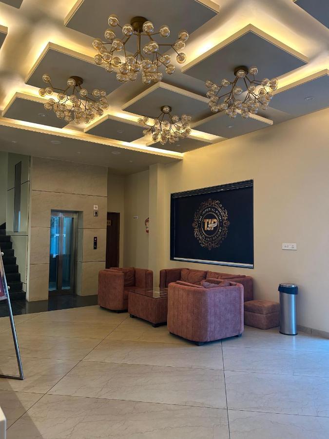 The Imperial Prime Clarks Inn Suites, Bhilwara Екстер'єр фото